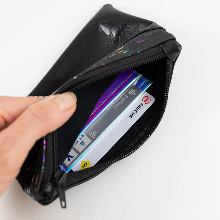 Einzelstück - Mini-Geldbörse Kork Rainbow Schwarz mit Kartenfächern