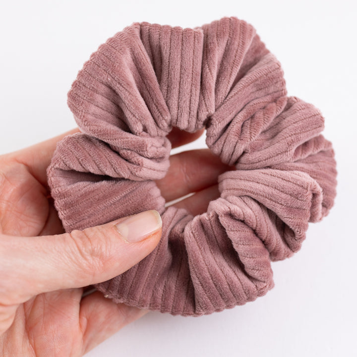 Scrunchie Cord Samt Altrosa