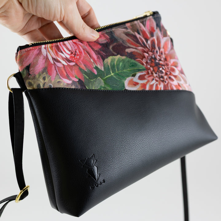 Kleine Handtasche Spring Blossom mit Reißverschlusstasche