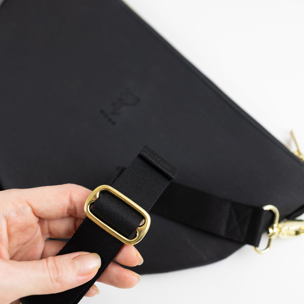 Moon Bag Kork Schwarz