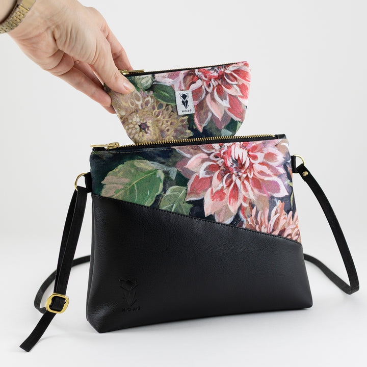 Kleine Handtasche Spring Blossom mit Reißverschlusstasche