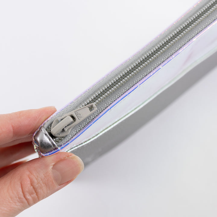 NOAS Mini Wallet – Holo Rainbow Silver with card slots