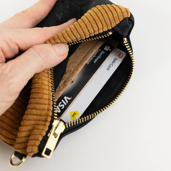 Mini-Geldbörse mit Kartenfächern Kork Schwarz CORD Honiggelb