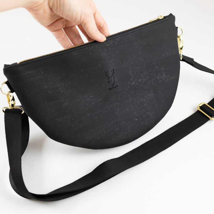 Moon Bag Kork Schwarz