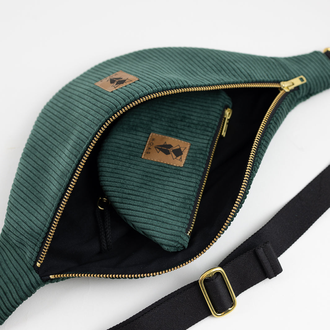 Bauchtasche CORD Waldgrün Size L – NOAS