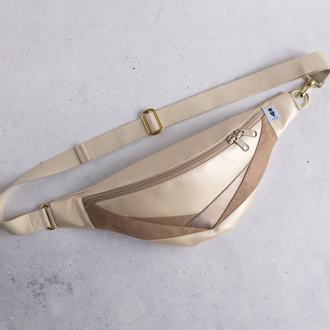 Bauchtasche Dreiecke Perlmutt Size L