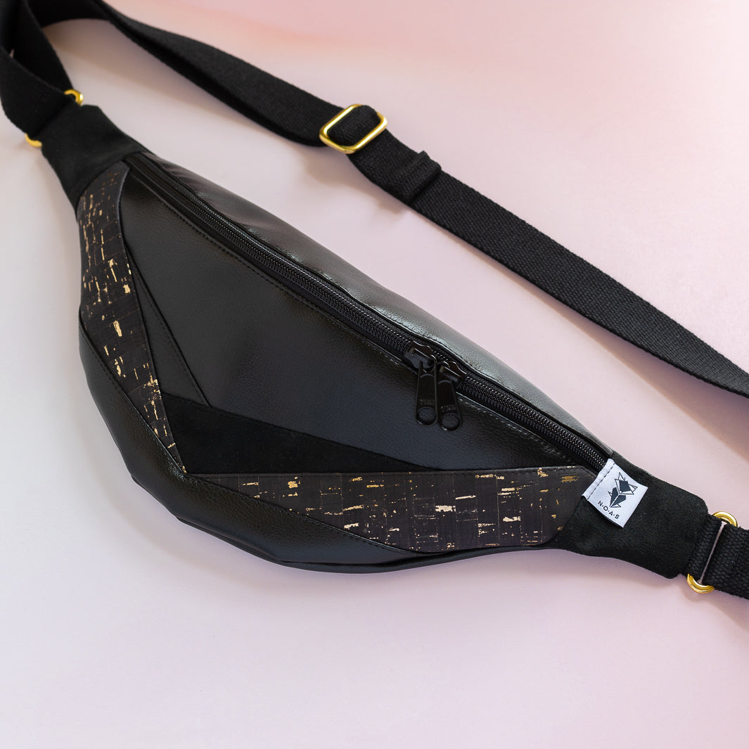 Bauchtasche Dreiecke Kork Schwarz Gold Size L