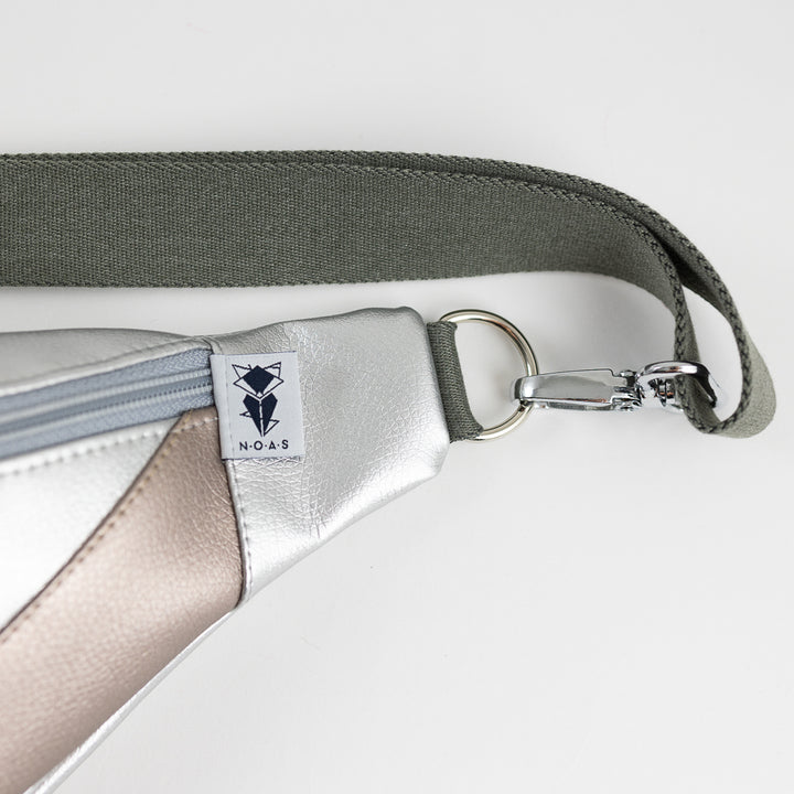 Bauchtasche Dreiecke Silber Size L