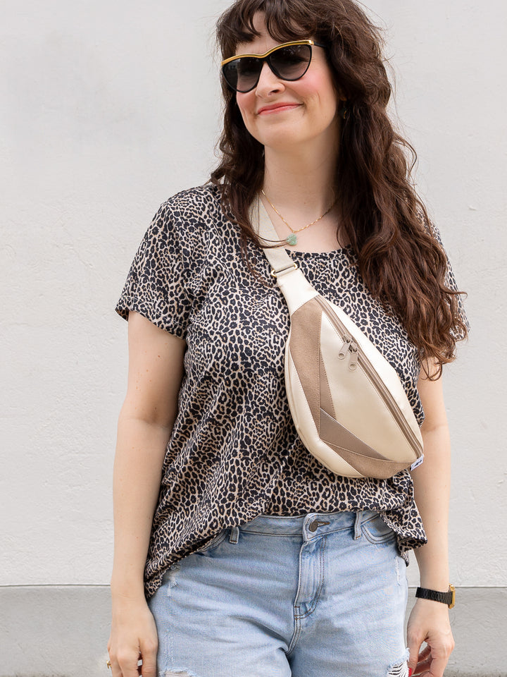 Bauchtasche Dreiecke Silber Size L