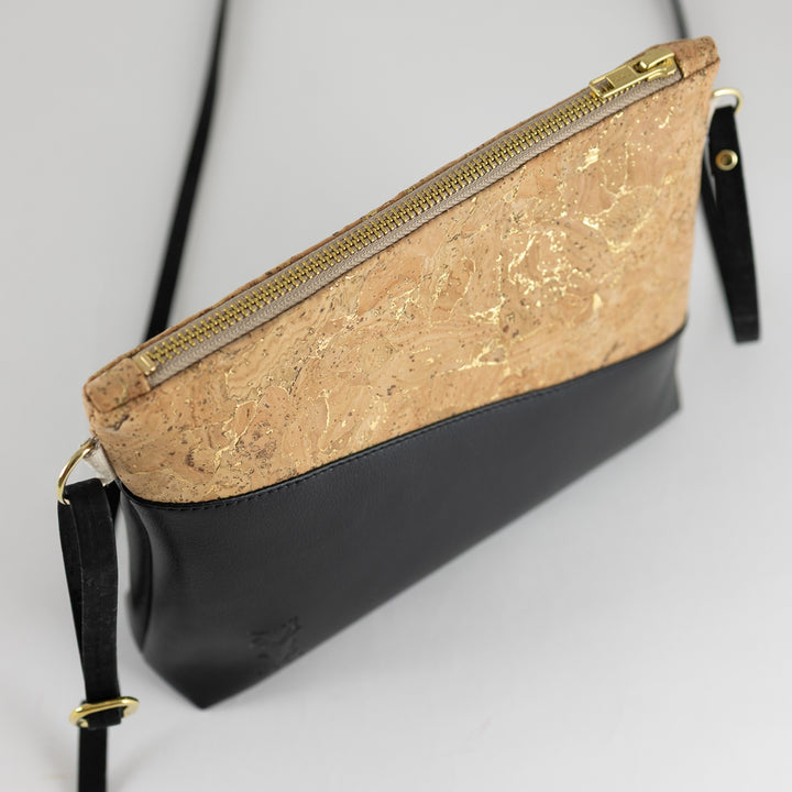 Kleine Handtasche KORK Natur Gold Schwarz mit Reißverschlusstasche