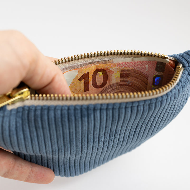 Moon Bag Geldbörse Cord Himmelblau
