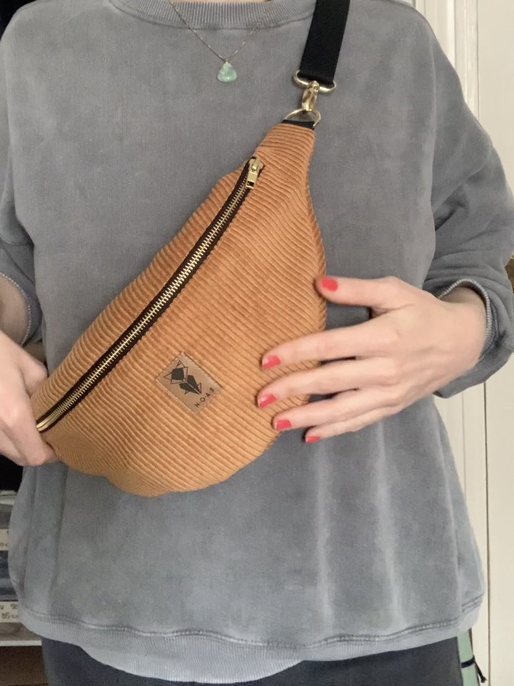 Bauchtasche CORD Waldgrün Size L