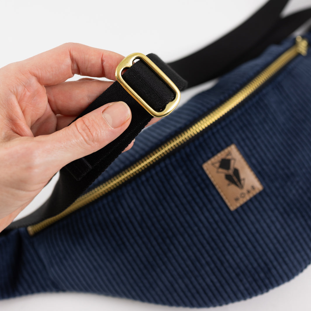 NOAS Cord Fanny Pack Dark Blue - Size L with zipper pocket