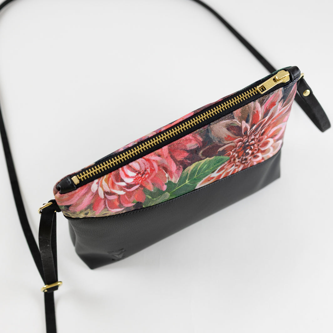 Kleine Handtasche Spring Blossom mit Reißverschlusstasche